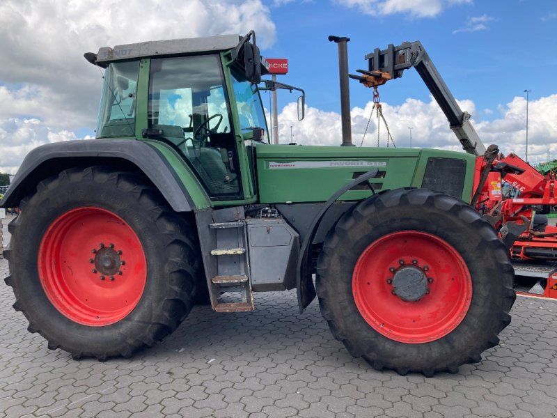 Fendt Favorit 818