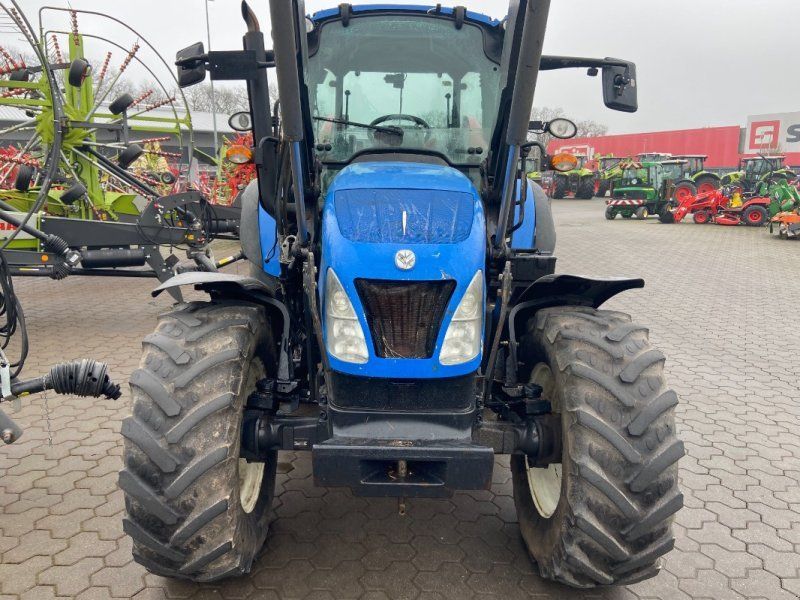 New Holland T 4.95