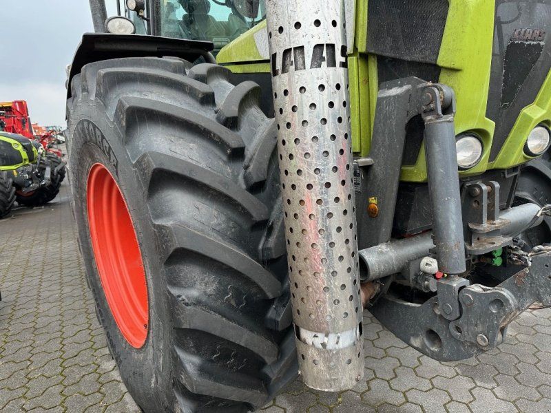 Claas Xerion 3300 Trac
