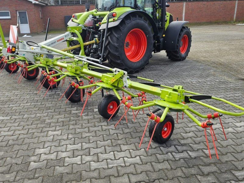 Claas Volto 900