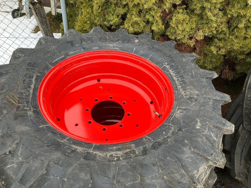 Trelleborg 540/65 R28 + 650/65 R38