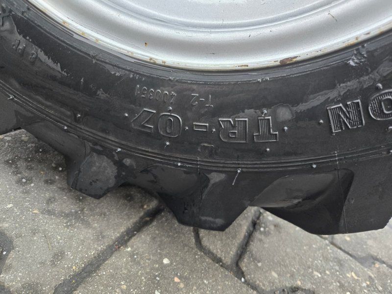 1x 31x15.50-15 AS Mitas Komplettrad