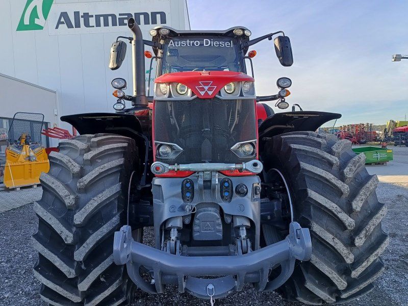 Massey Ferguson 8740 S Exclusive (Stage V)