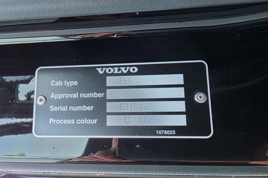 Volvo FH540 WITH HIAB 140TM CRANE Dutch Registrati