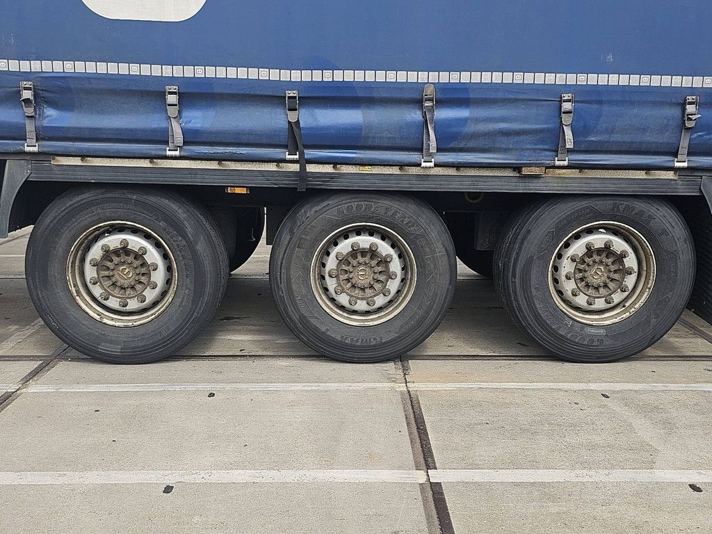 KRONE SDP 02 bär 2 tons taillift