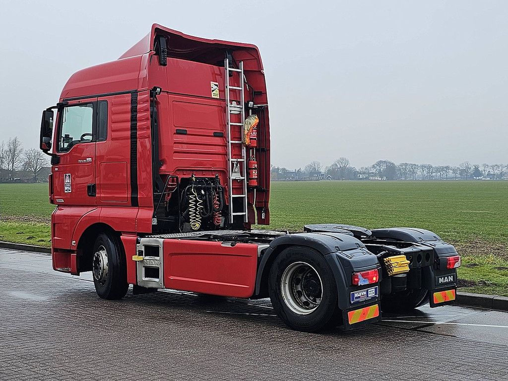 M.A.N. 18.500 TGX xlx skirts retarder