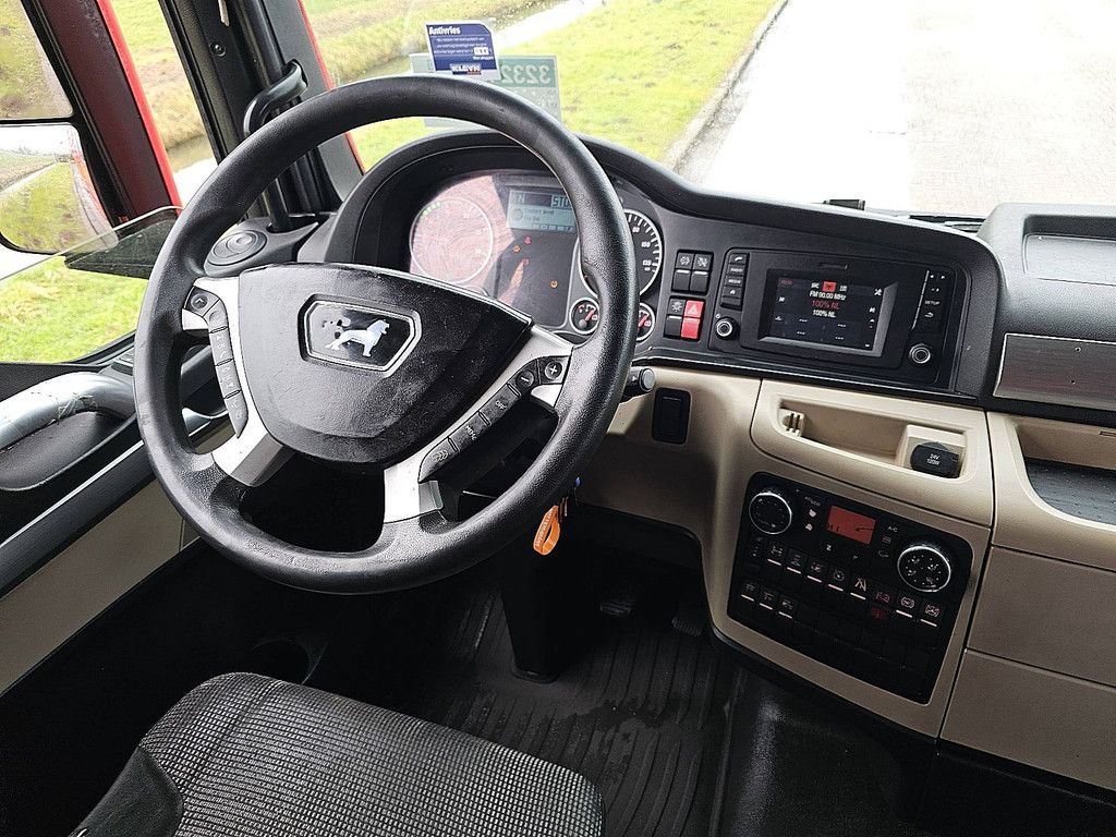 M.A.N. 18.500 TGX xlx skirts retarder