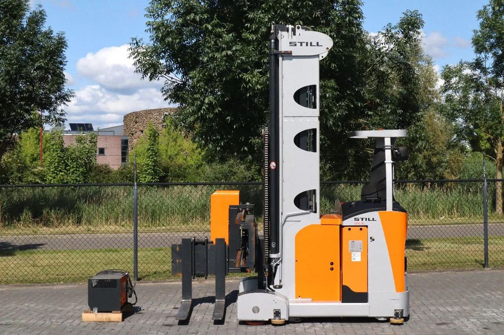 Still GX-X | REACHTRUCK | ROTATING FORKS | 4.5 METER | TRIPLEX