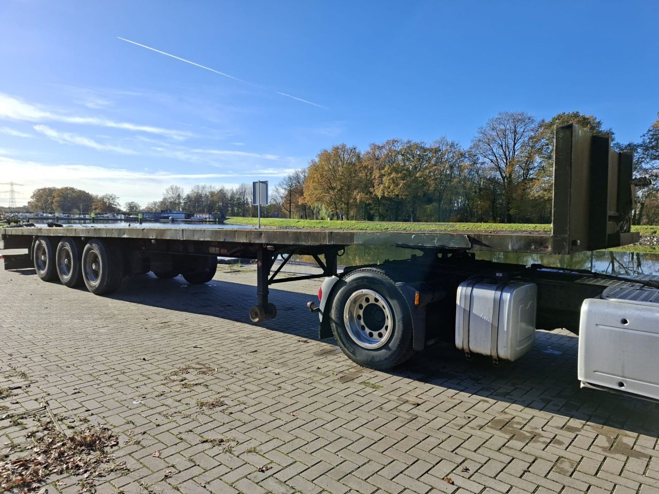 Oplegger / trailer, 3-as, gebruikt, met APK