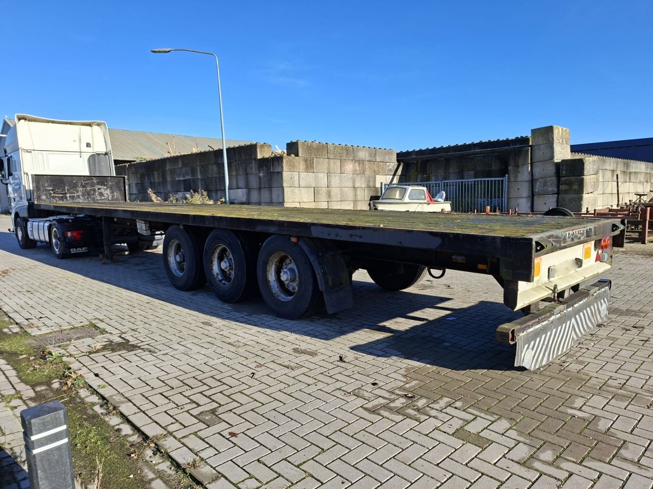 Oplegger / trailer, 3-as, gebruikt, met APK