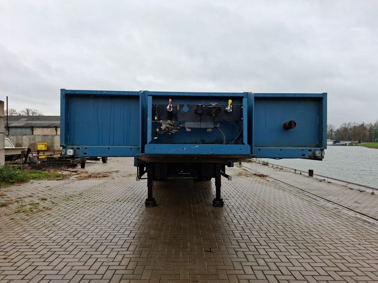 Oplegger / trailer, 3-as, gebruikt, GEEN APK