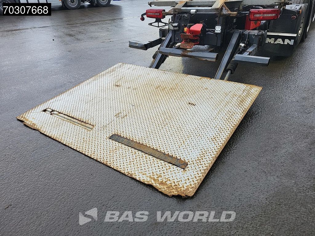 MAN TGX TGX 26.500 6X2 BDF Full Air suspension Lift-Axle 2000kg Ladebordwand Automatic Euro 6