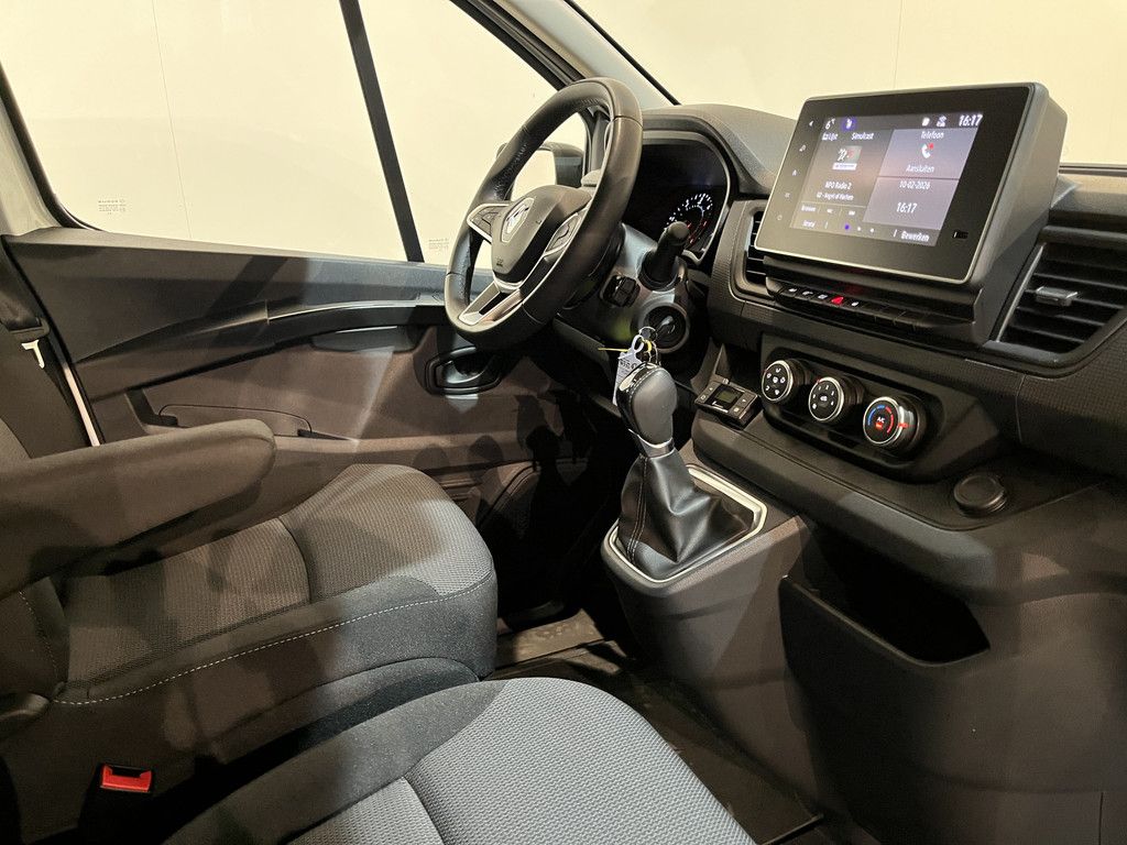 Renault Trafic 2.0 150 PK L2H1 Advance Automaat Servicebus / Inrichting / Euro 6 / Airco / Schuifdeur L + R / 220V. / CarPlay / Camera / LED / Navigatie / Cruise Control / 91.500 KM !!