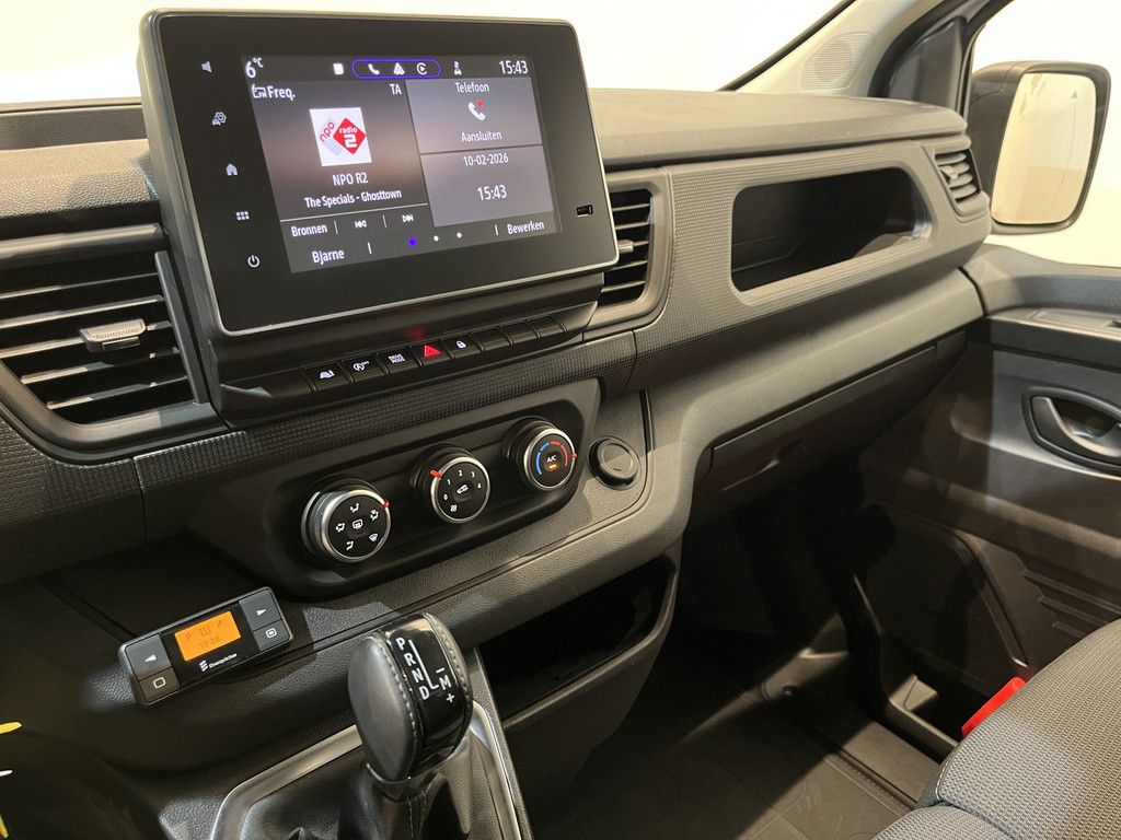 Renault Trafic 2.0 Blue dC1 150 EDC T30 L2H1 Advance Servicebus / Inrichting / Euro 6 / Airco / Schuifdeur L + R / 220V. / CarPlay / Camera / LED / Navigatie / Cruise Control / 66.300 KM !!