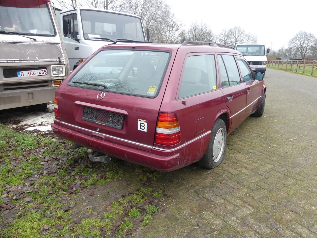 Mercedes Benz 300 TDT