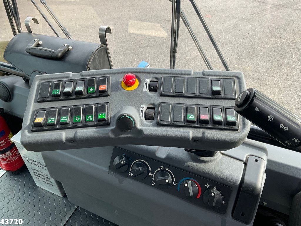 Ravo 540 STH Euro 6 with 3-rd brush