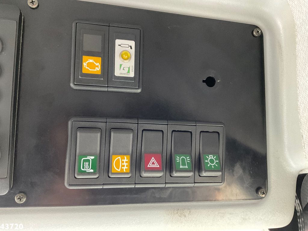 Ravo 540 STH Euro 6 with 3-rd brush