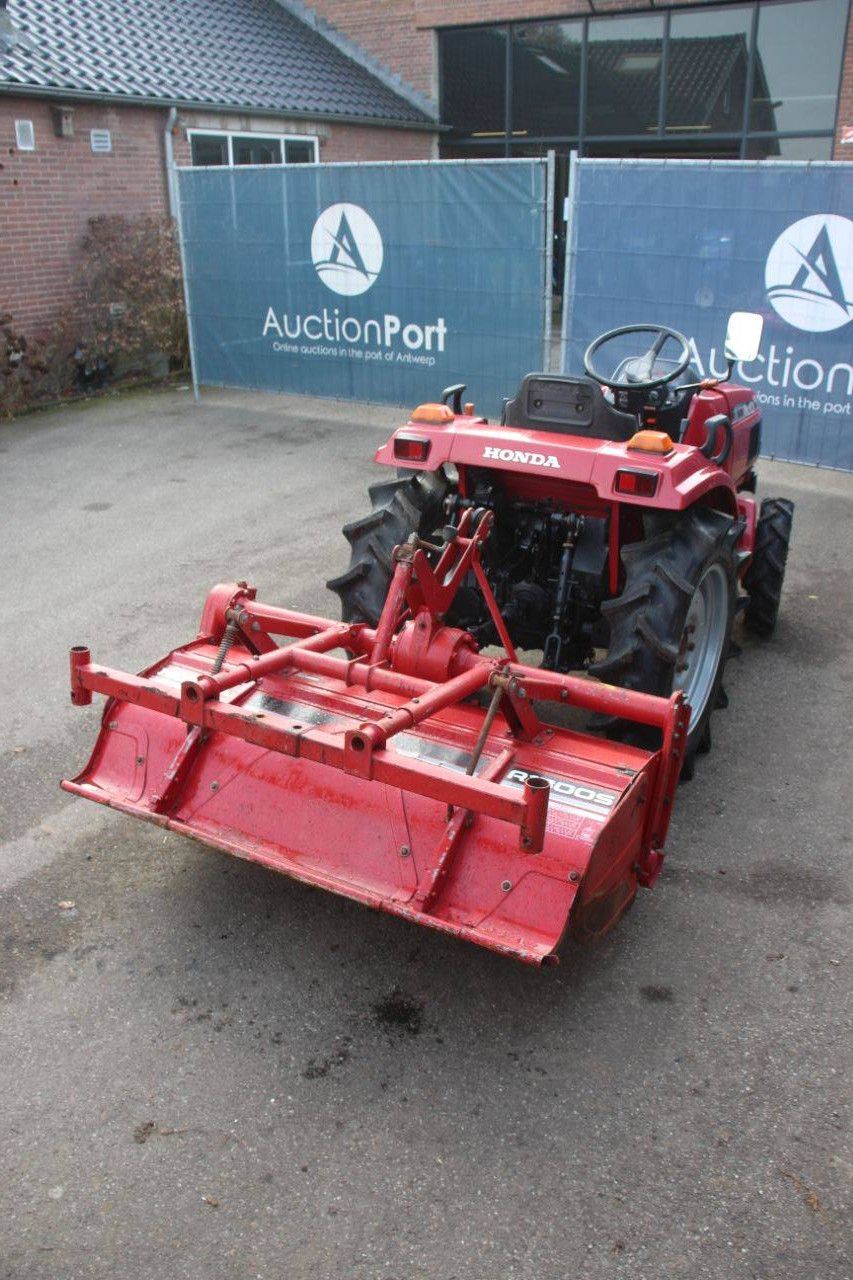 Honda TX18 Diesel-Minitraktor mit Honda R1300S-Fräse