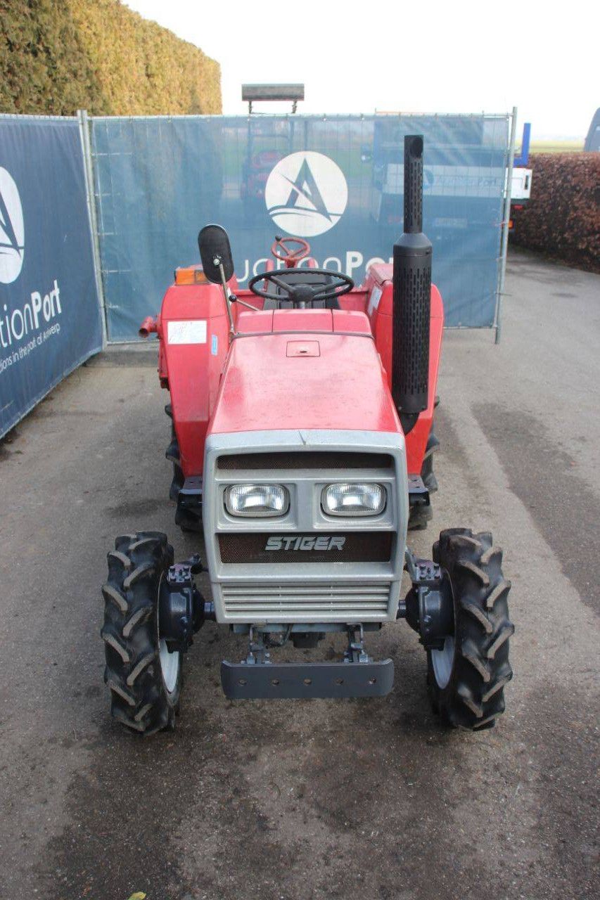 Kleintraktor Shibaura SD1843 Diesel mit Grubber