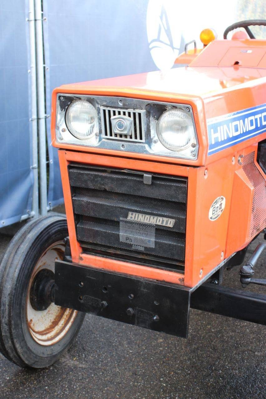 Kleintraktor Hinomoto E262 Diesel mit Grubber