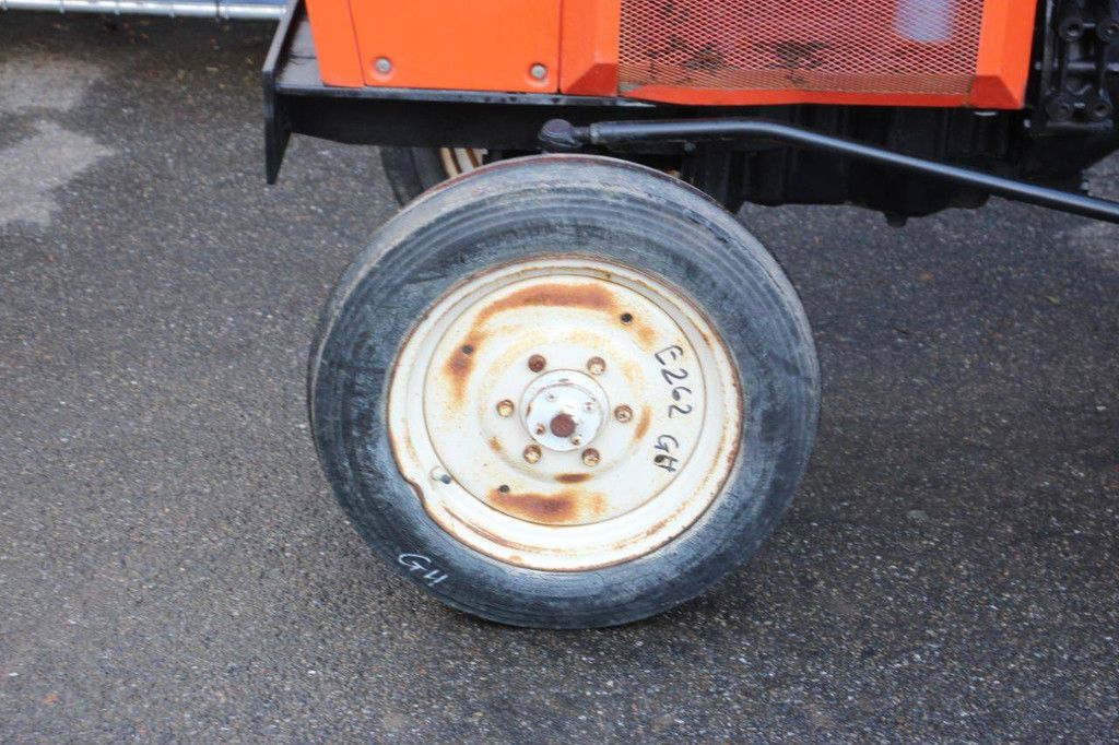 Kleintraktor Hinomoto E262 Diesel mit Grubber