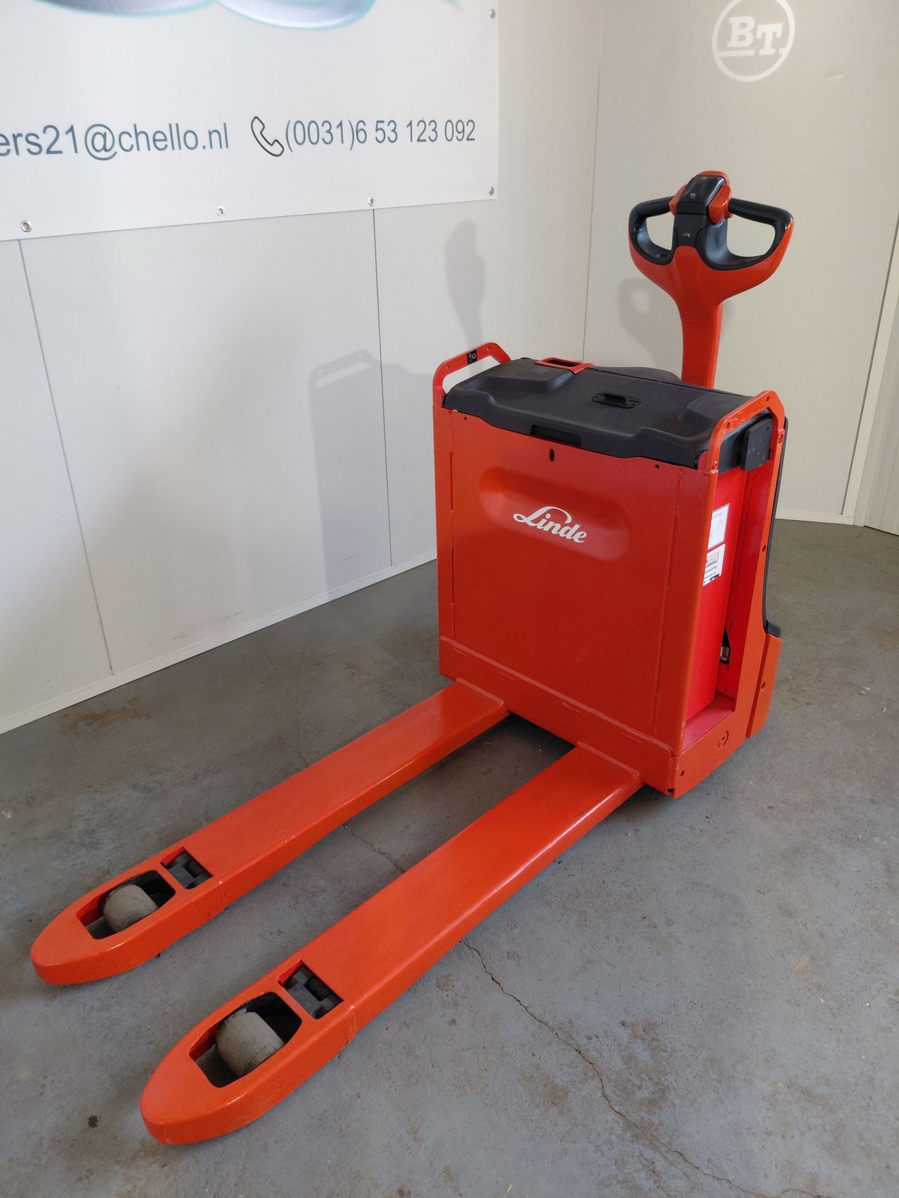 Linde T18 electrische palletwagen