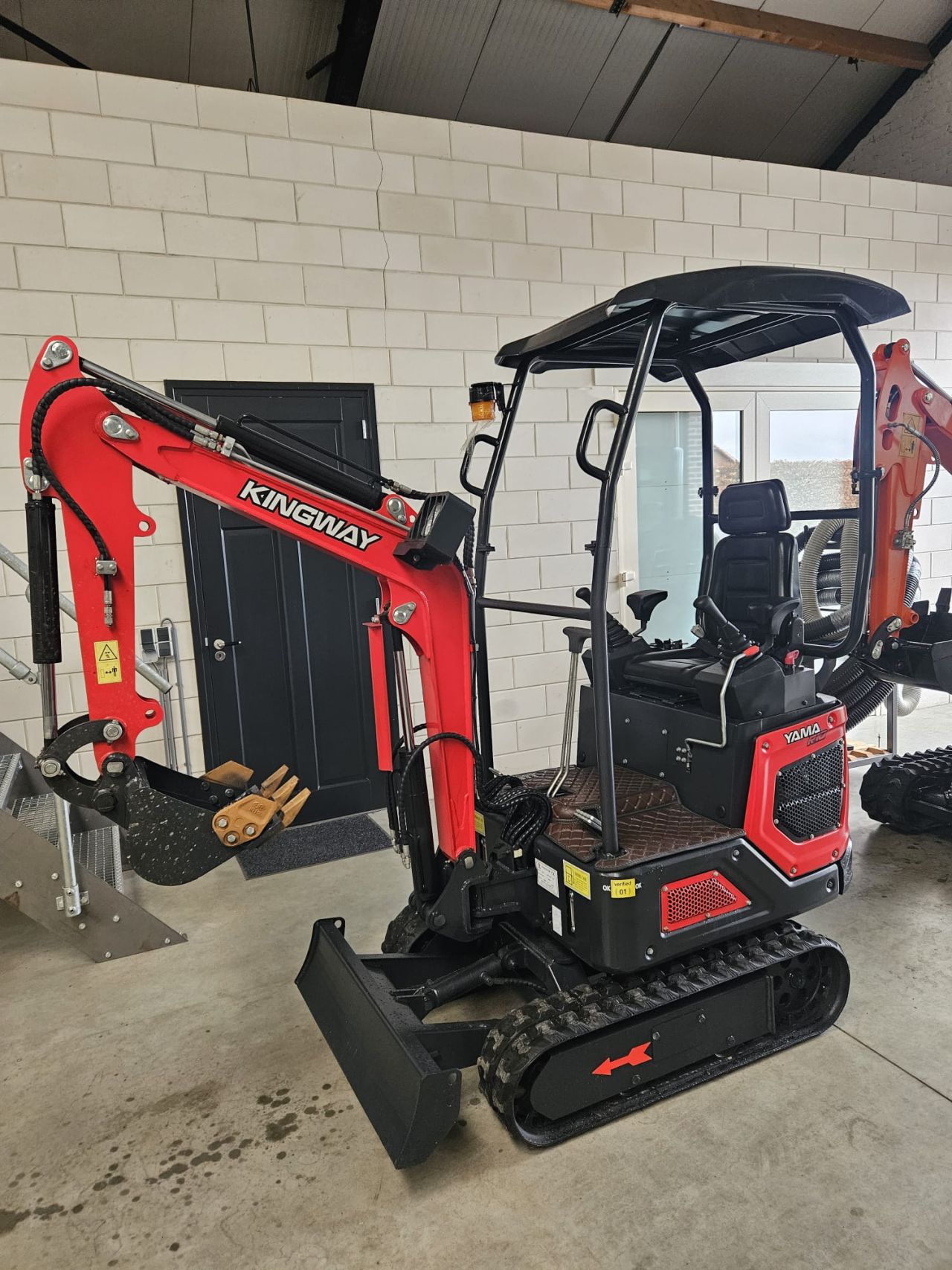 GRATIS LEVERING Minigraver minigraafmachine Yama R10 KINGWAY