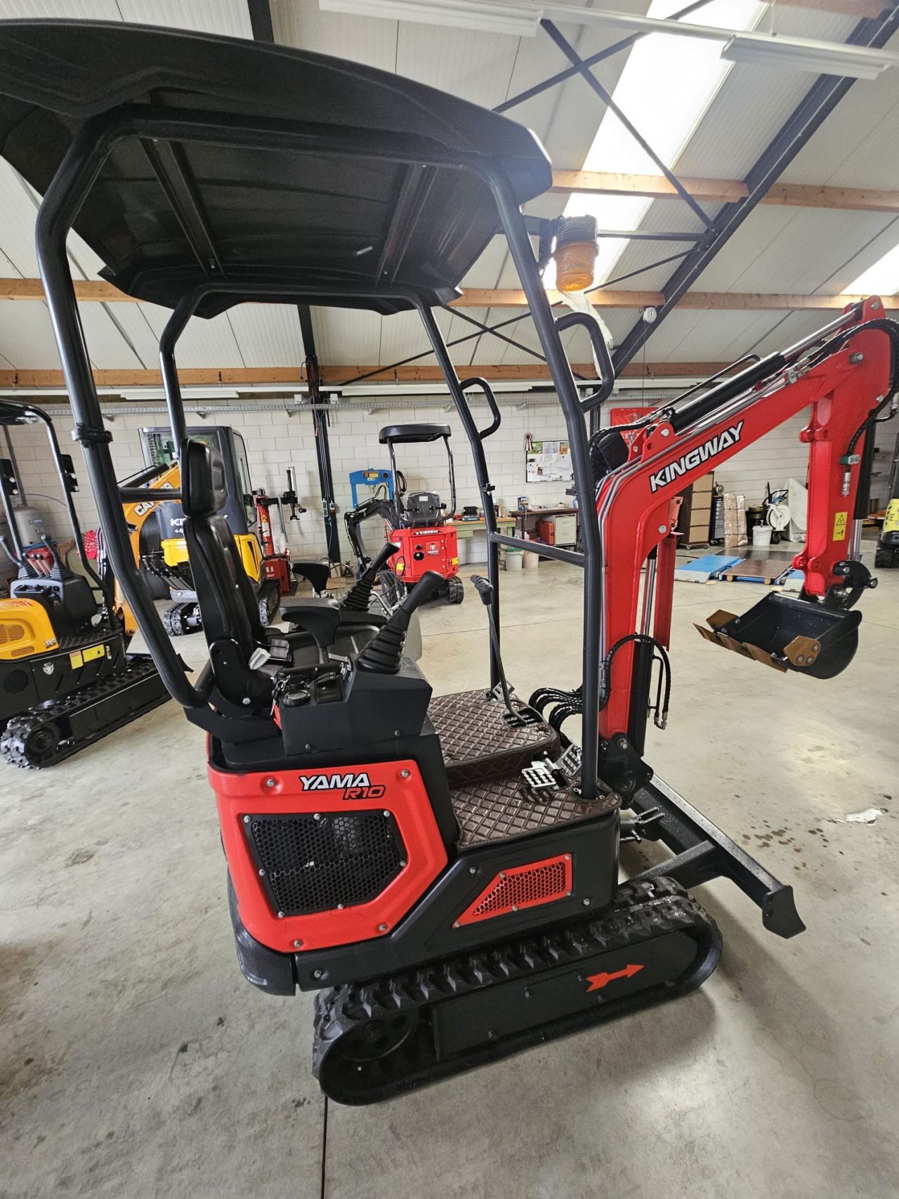 GRATIS LEVERING Minigraver minigraafmachine Yama R10 KINGWAY