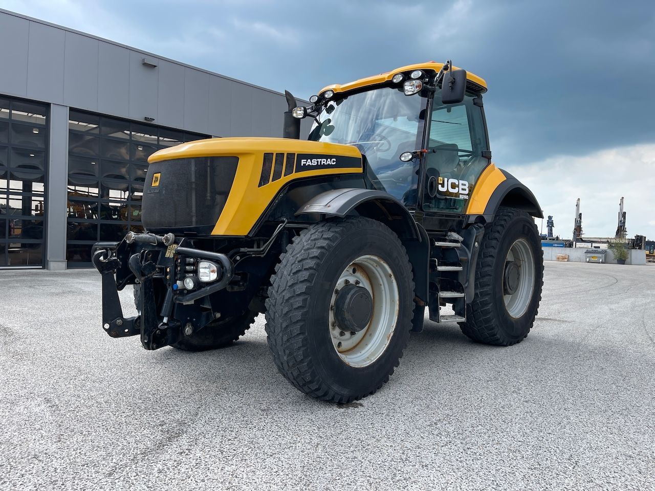 JCB Fastrac 8250