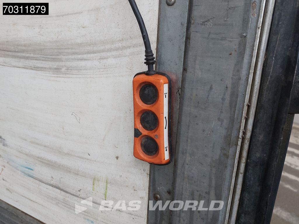 Volvo FL FL 250 4X2 NL-truck APK 6-Cylinder 2tons Ladebordwand 2 side doors Automatic