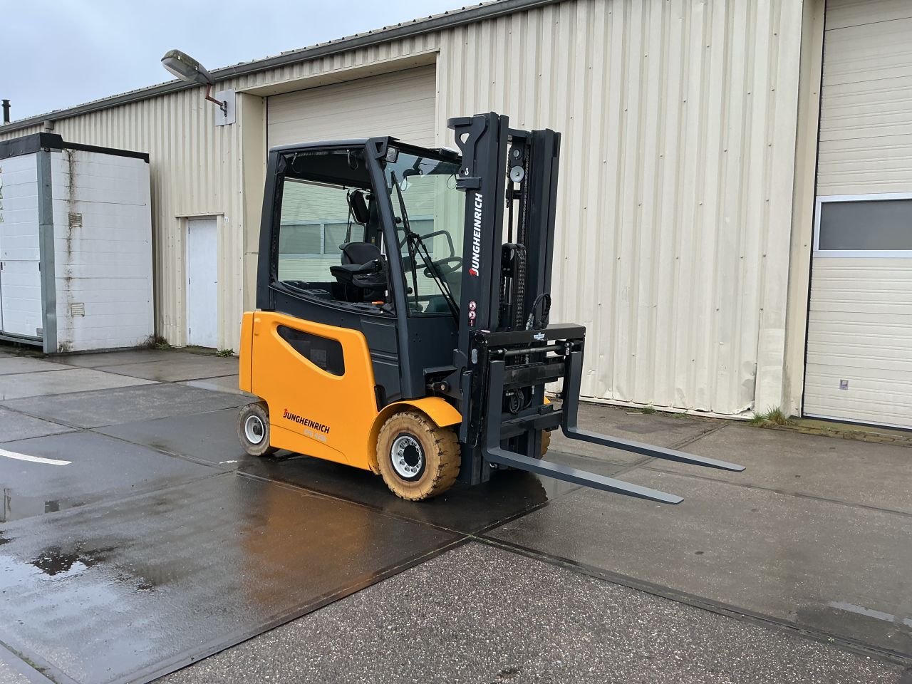 Jungheinrich EFG 425 k bouwjaar 2015 in zeer nette staat