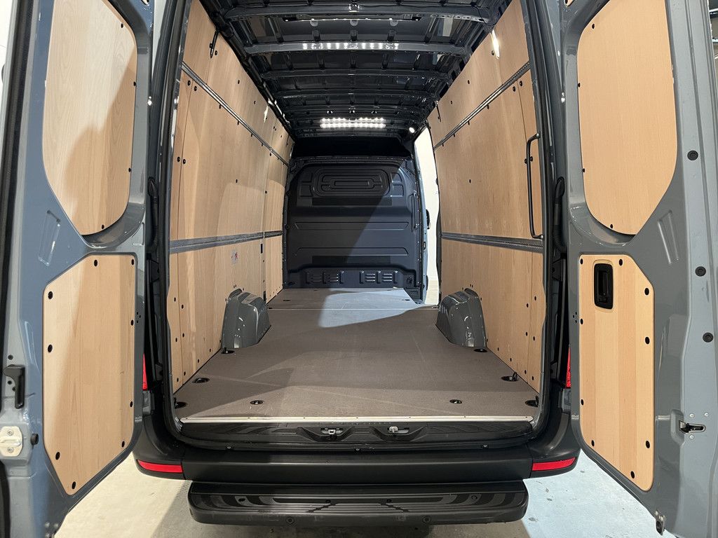 Mercedes-Benz Sprinter 317 CDI L4H2 RWD Automaat / Luchtvering / Euro 6 / Airco / Camera 360 / CarPlay / MBUX / 3-Zits / 10.750 KM !!