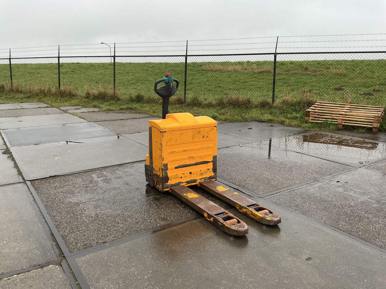 Jungheinrich EJE 220 Elektrisch palletwagen 2016