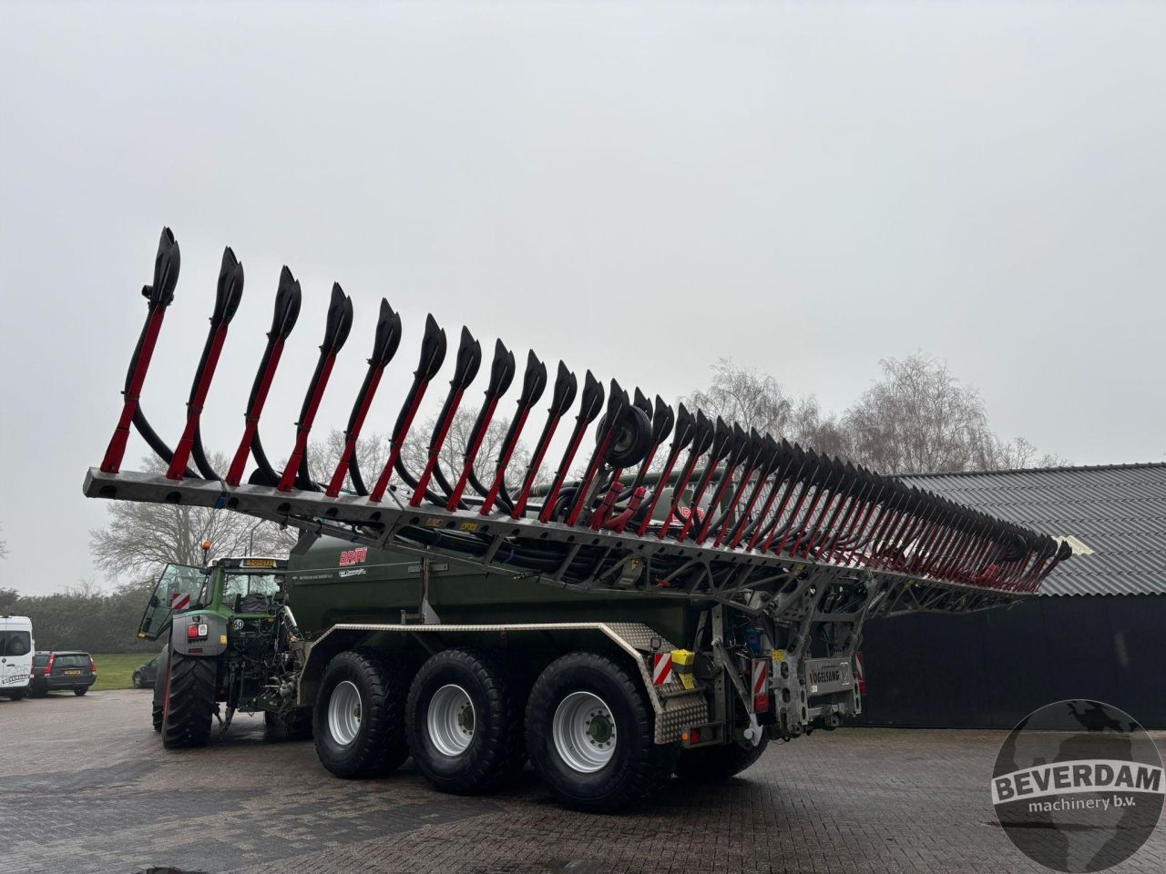 Briri Field Commander 22