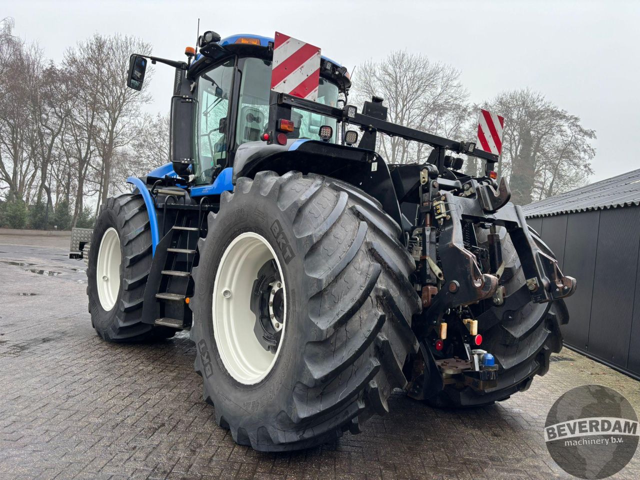 New Holland T9.560