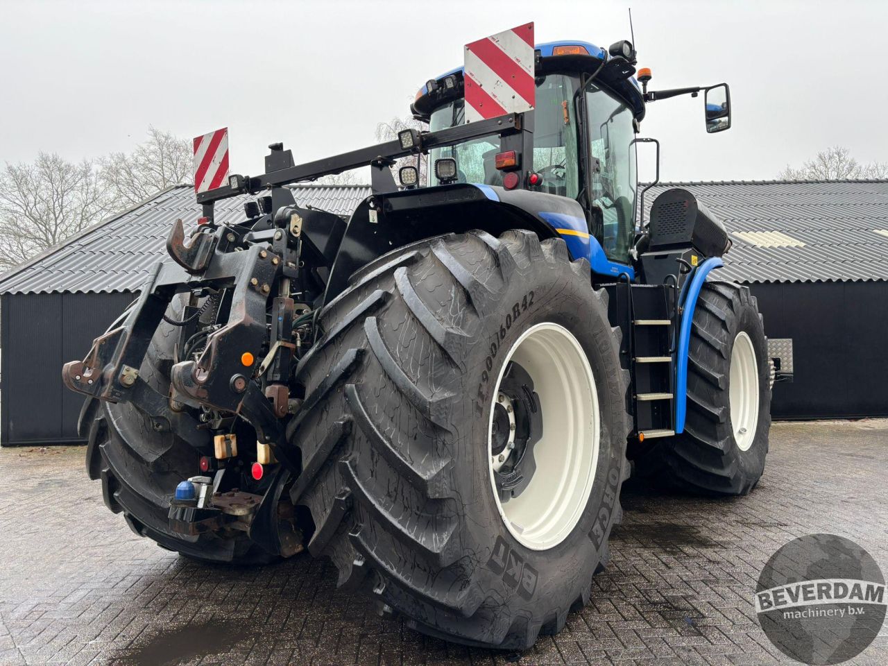 New Holland T9.560