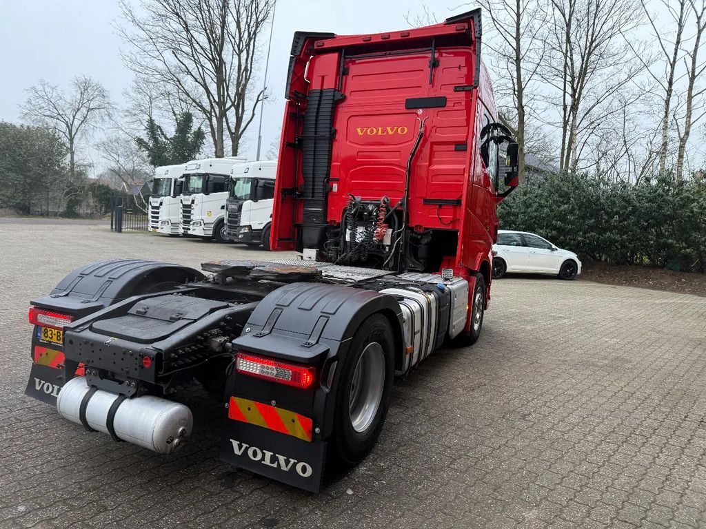 Volvo FH 460 LNG Globetrotter Hydraulic Leer NL Truck APK/TUV 11-2026