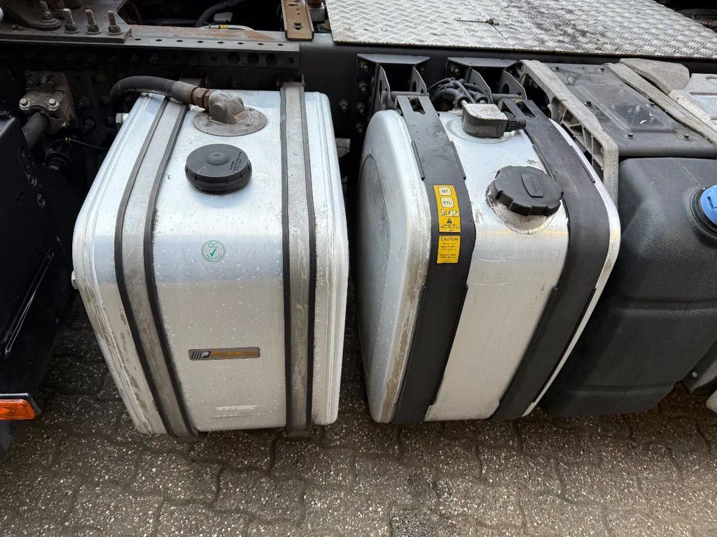 Volvo FH 460 LNG Globetrotter Hydraulic Leer NL Truck APK/TUV 11-2026