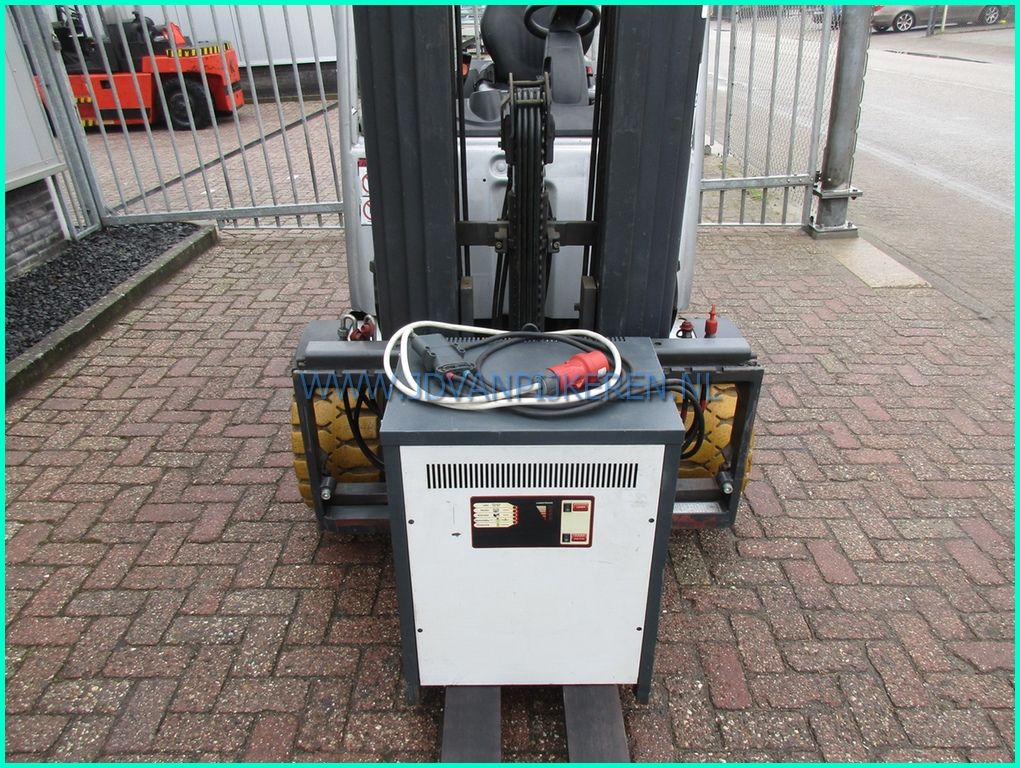 Still RX60-35 8009uur triplex4.25m+freelift+shift+4xhydrauliek