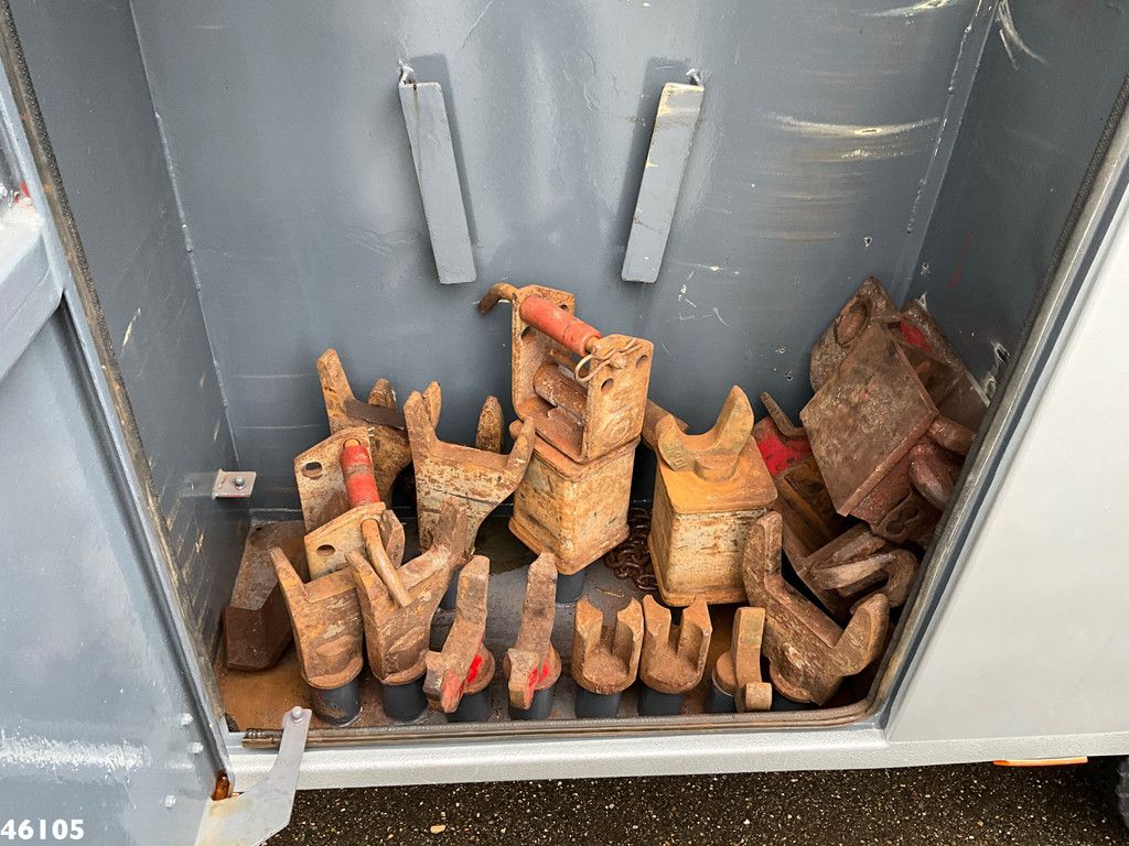 Renault Magnum AE 520T V8 EKA Recovery truck