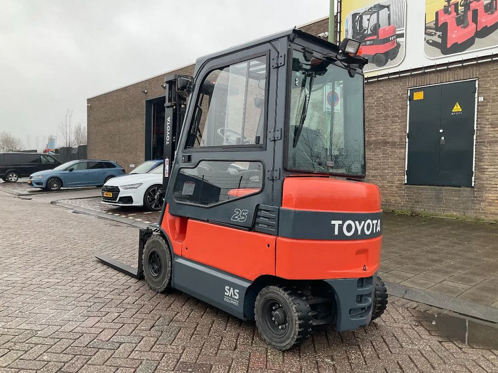 Toyota 7FBMF25 2500KG 4.70METER HEFTRUCK