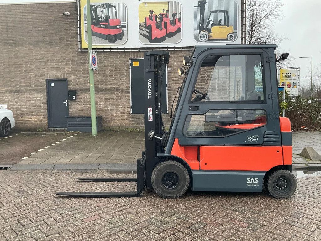 Toyota 7FBMF25 2500KG 4.70METER HEFTRUCK