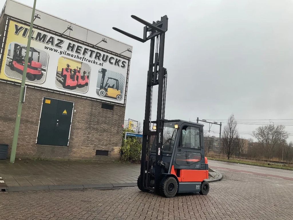 Toyota 7FBMF25 2500KG 4.70METER HEFTRUCK