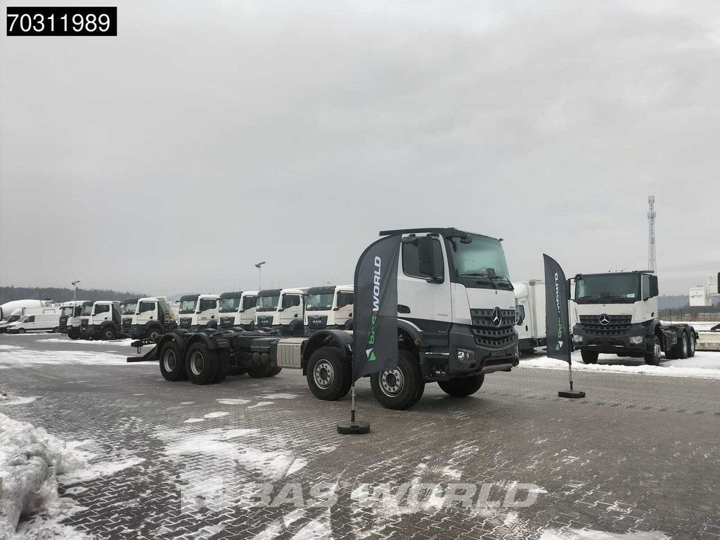 Mercedes Arocs Arocs 4451 8X4 NEW chassis! Steel suspension Manual Engine brake Airco Euro 6