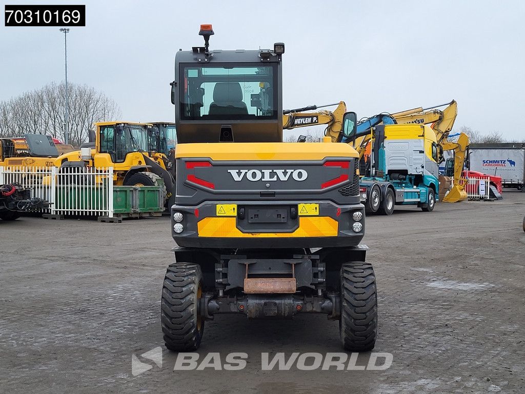 Volvo EW60 E A/C - 3 Buckets