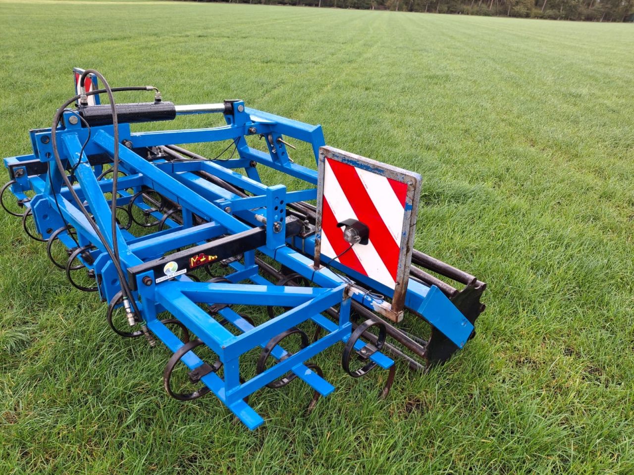 Meyer cultivator + hef / opbouw zaaimachine mogelijk 3 meter