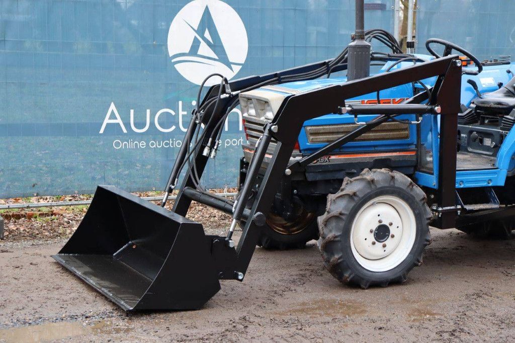 Iseki TA270F Diesel-Kleintraktor mit Frontlader