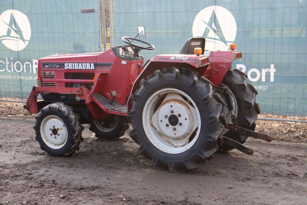 Kleintraktor Shibaura D215F Diesel 21 PS