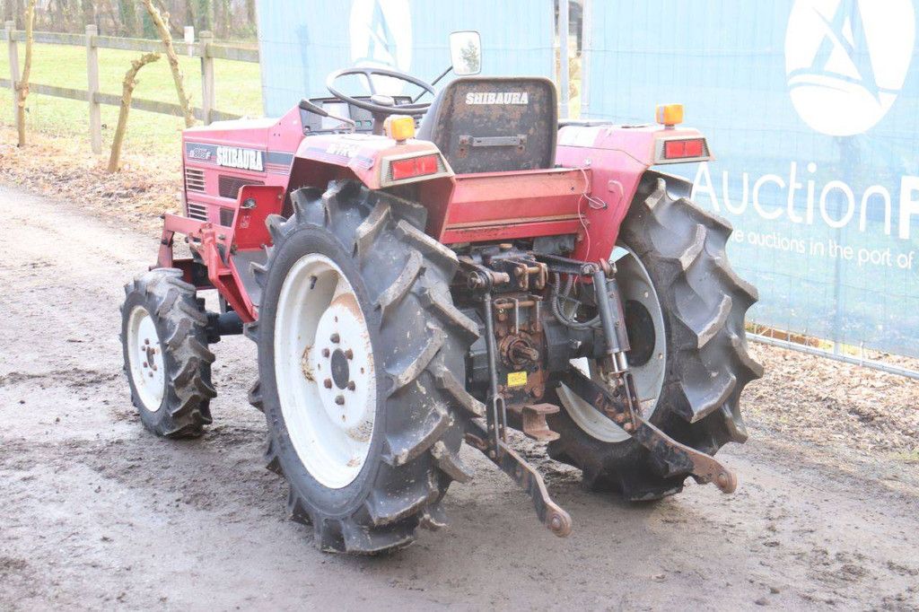 Kleintraktor Shibaura D215F Diesel 21 PS