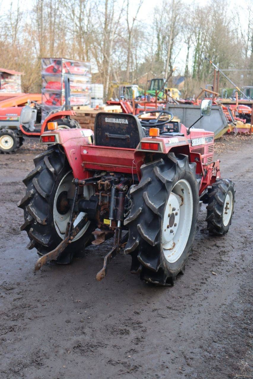 Kleintraktor Shibaura D215F Diesel 21 PS